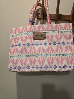 Wrangler Pink Patterned Canvas Tote Bag. NWT